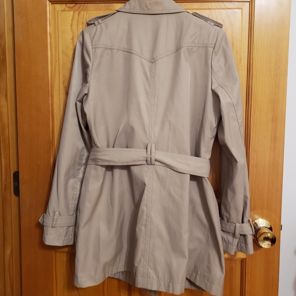 Tommy Hilfiger Trench Coat - Picture 4 of 9